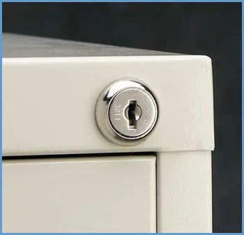 State Locksmith Services Oakland, CA 510-771-0354 - 12-unlocking-file-cabinet